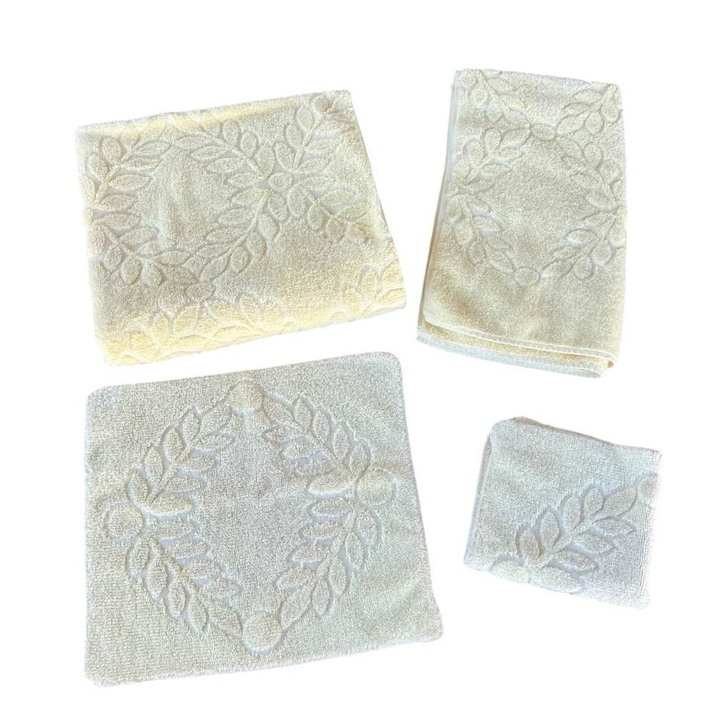 Vintage Cannon Fig Leaf Sculpted 4-Piece Cotton Bath Towel Set Sunny Yellow USA